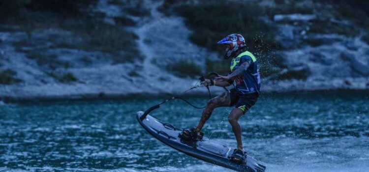 fot4_Motosurf